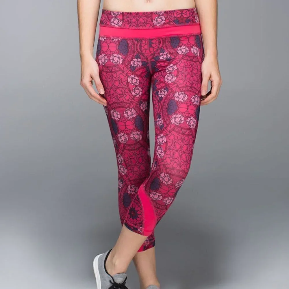 Lululemon Women's Size 6 Run: Inspire Crop II Legging Soul Cycle Prisma Guava
